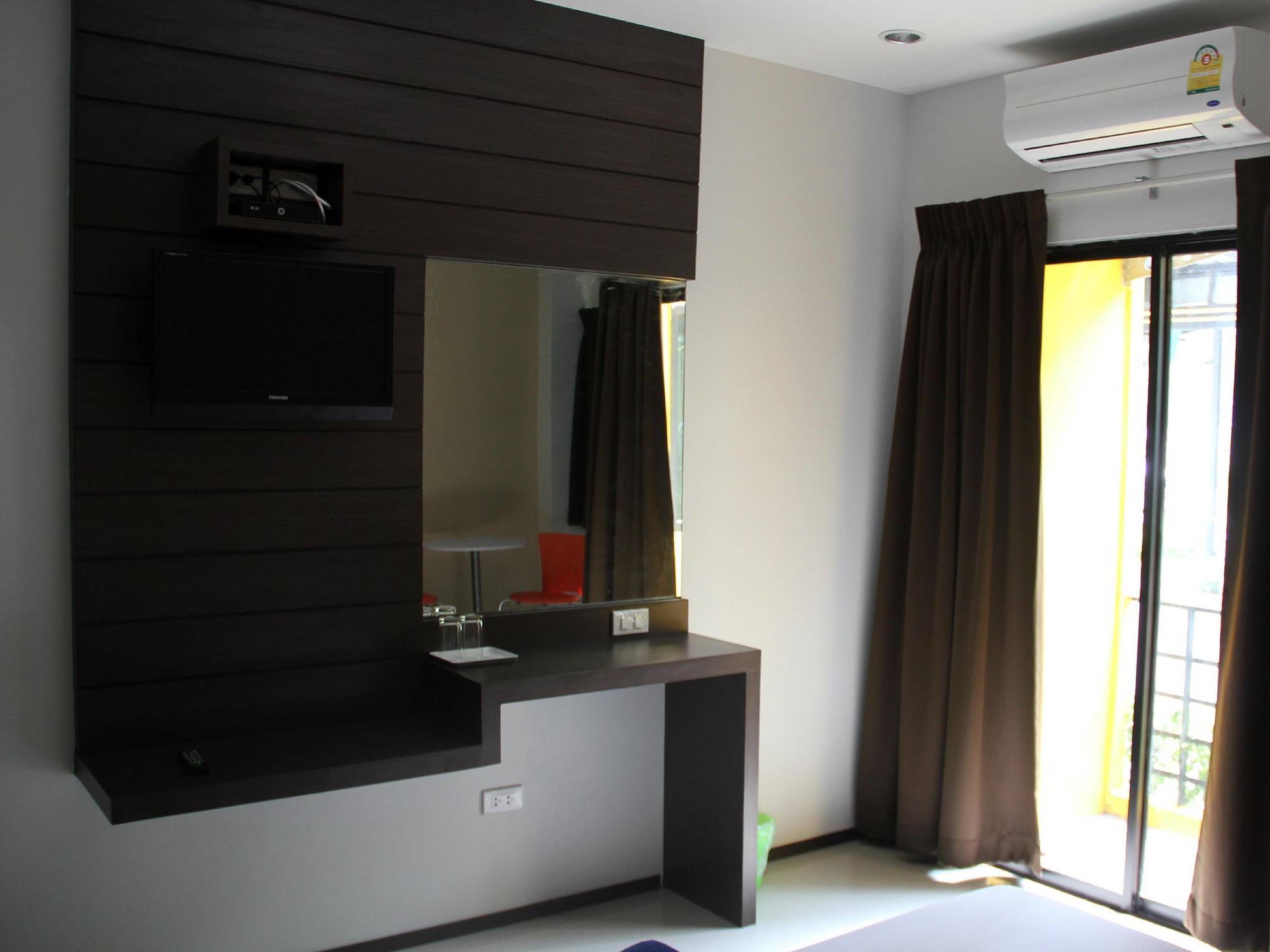 Paradise Resort Ban Nong Pla Lai Exterior foto