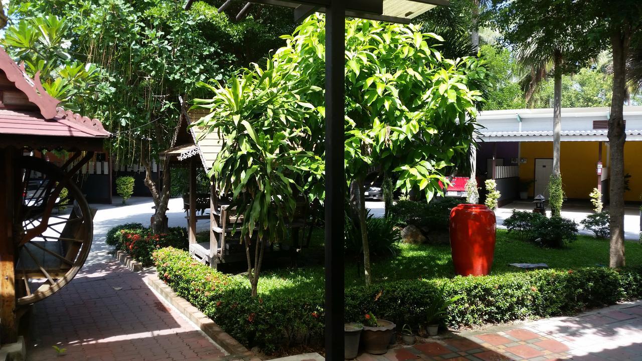 Paradise Resort Ban Nong Pla Lai Exterior foto