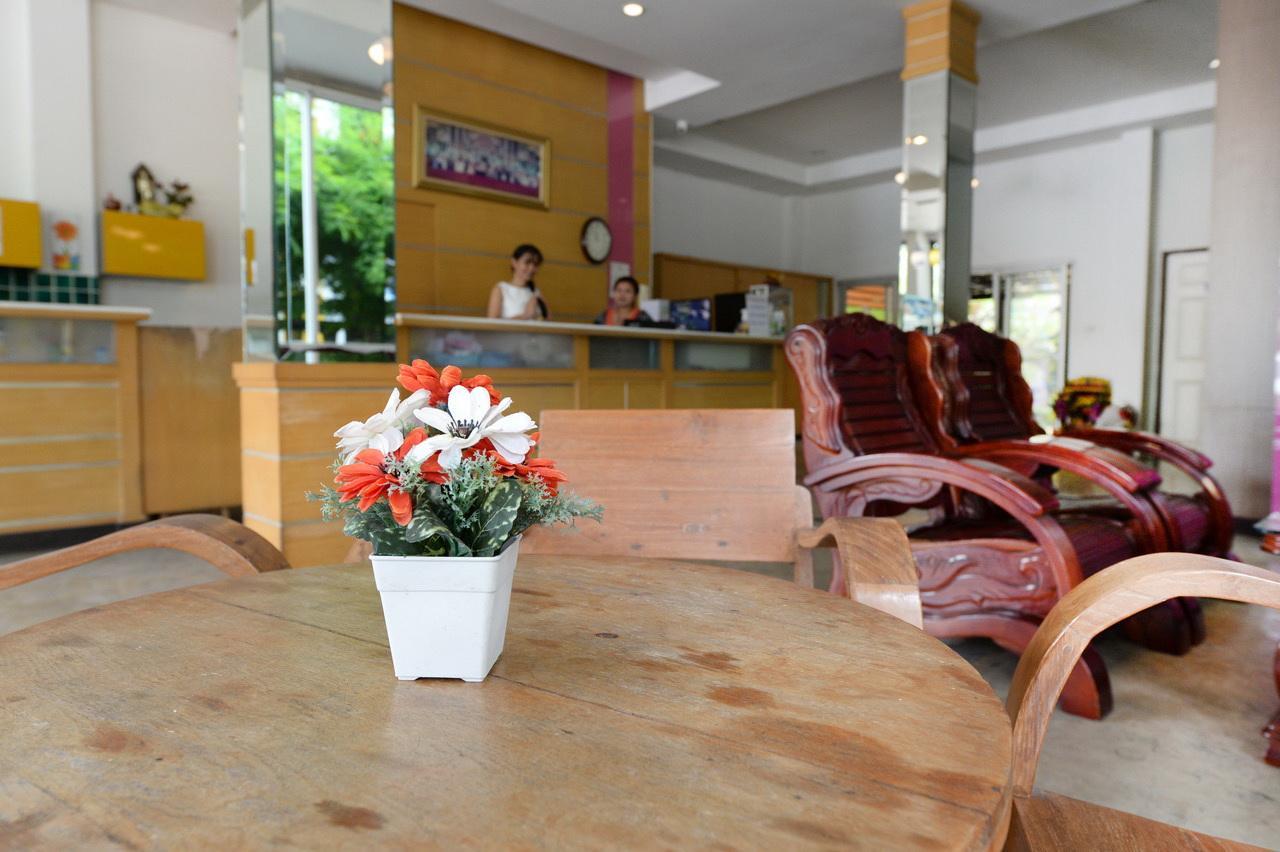 Paradise Resort Ban Nong Pla Lai Exterior foto