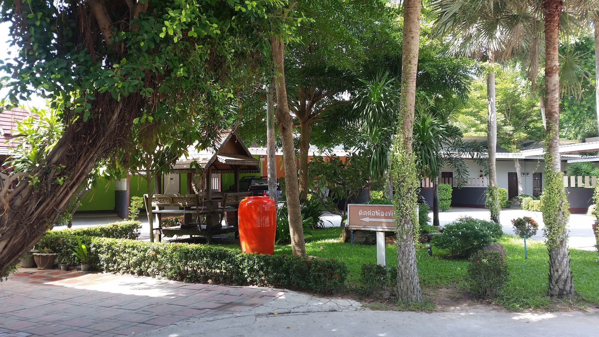Paradise Resort Ban Nong Pla Lai Exterior foto